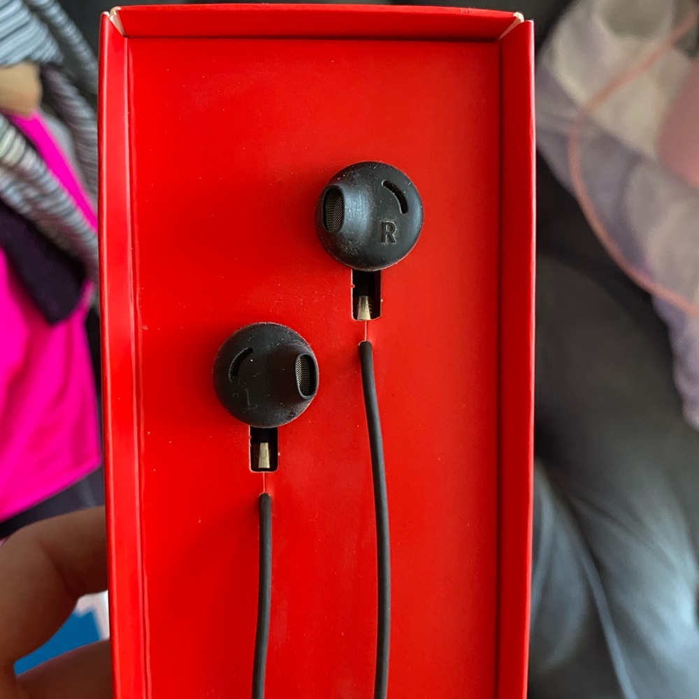 Peloton headphones